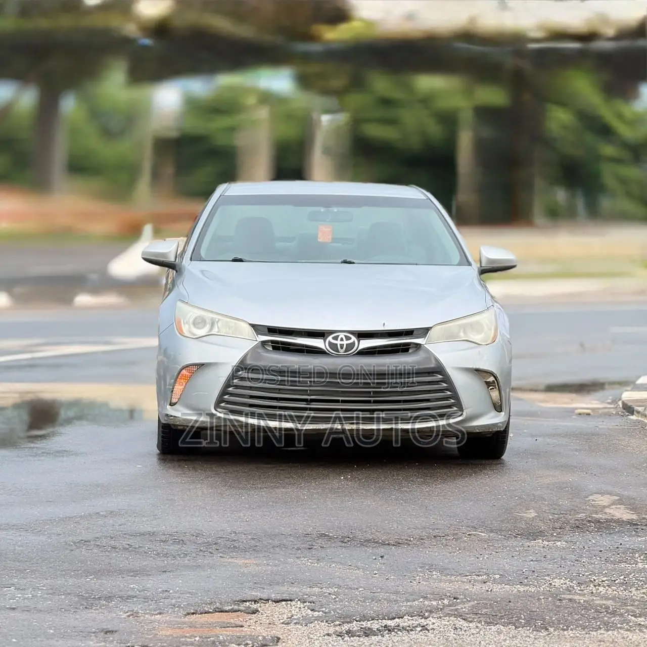 Toyota Camry 2016 Silver