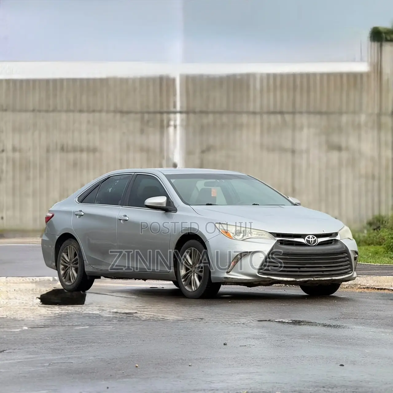 Toyota Camry 2016 Silver
