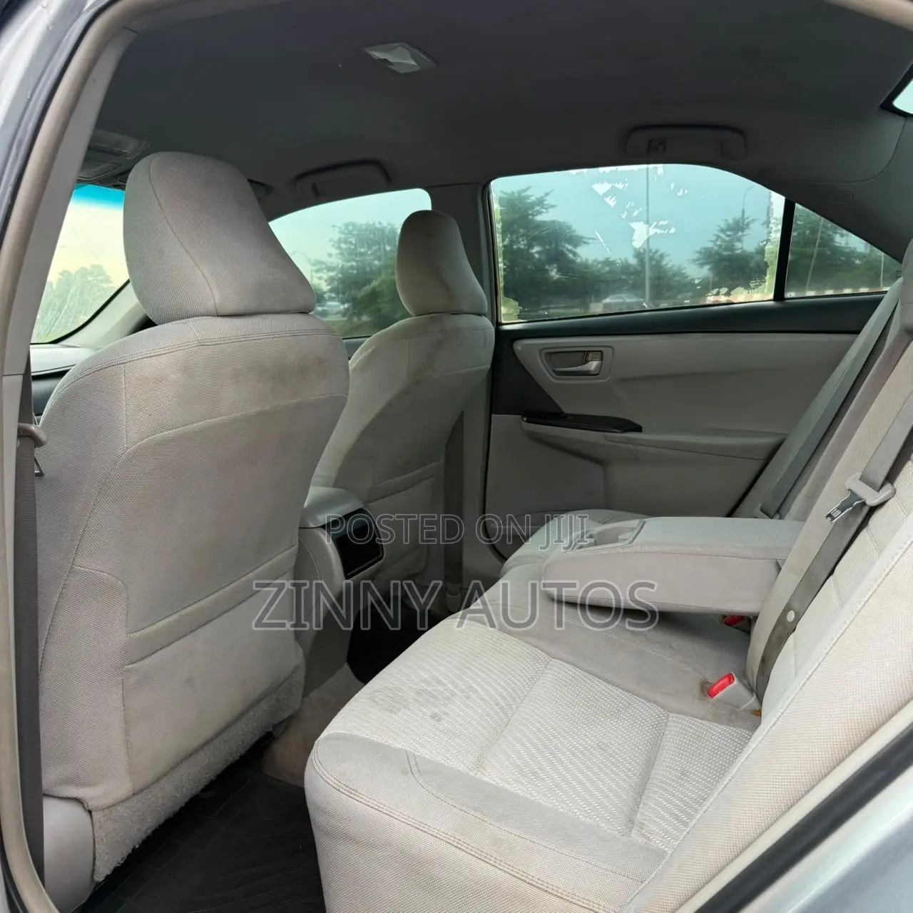 Toyota Camry 2016 Silver