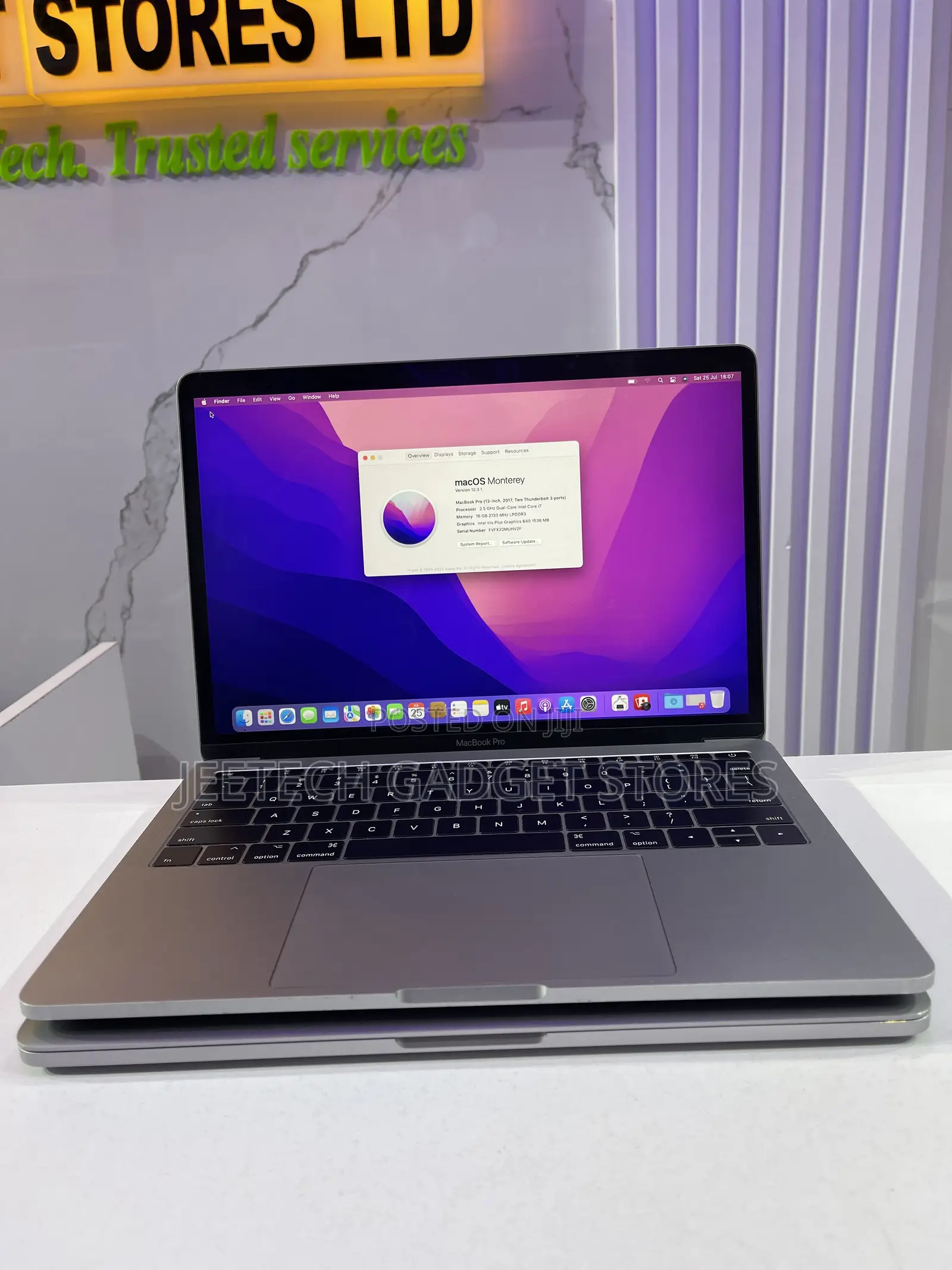 Laptop Apple MacBook Pro 2017 16GB Intel Core i5 SSD 128GB