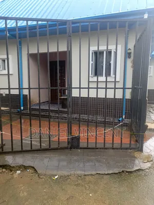 Furnished 4bdrm Apartment in Aka Road, Uyo for sale