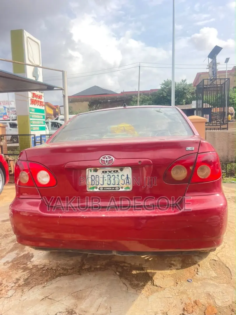 Toyota Corolla 2004 Red