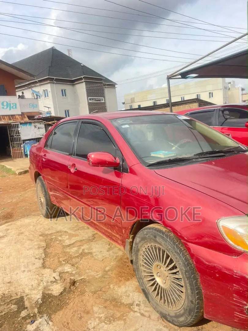 Toyota Corolla 2004 Red