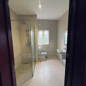 Furnished 4bdrm Block of Flats in Private Estate for rent