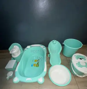Complete 8-Piece Baby Bath Set.