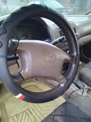 Toyota Corolla 2002 Gold