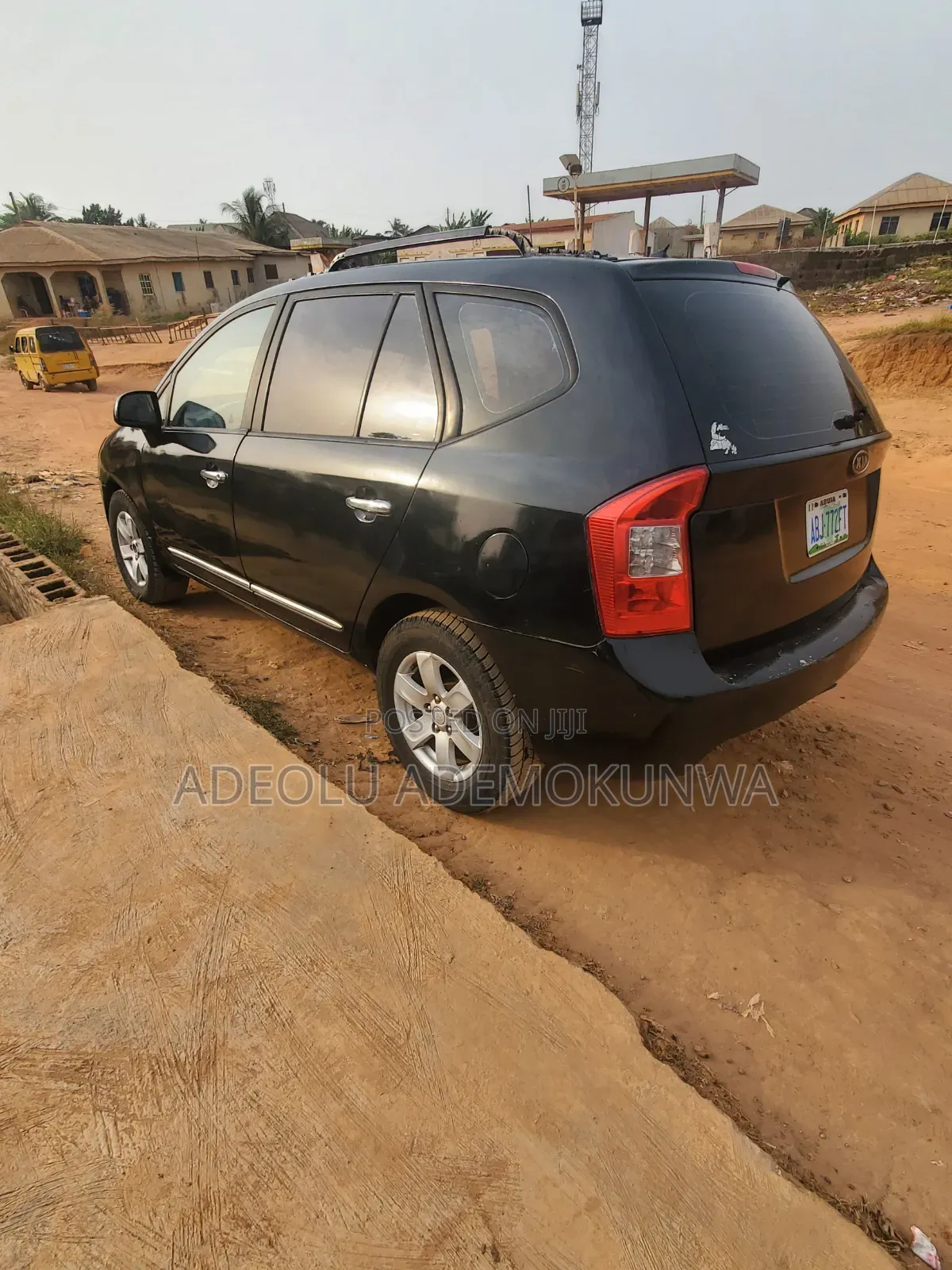 Kia Carens 2.0 CRDi Automatic 2008 Black