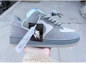 Very High Quality Nike Sneakers