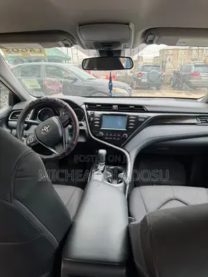 Toyota Camry LE (2.5L 4cyl 8A) 2019 Silver