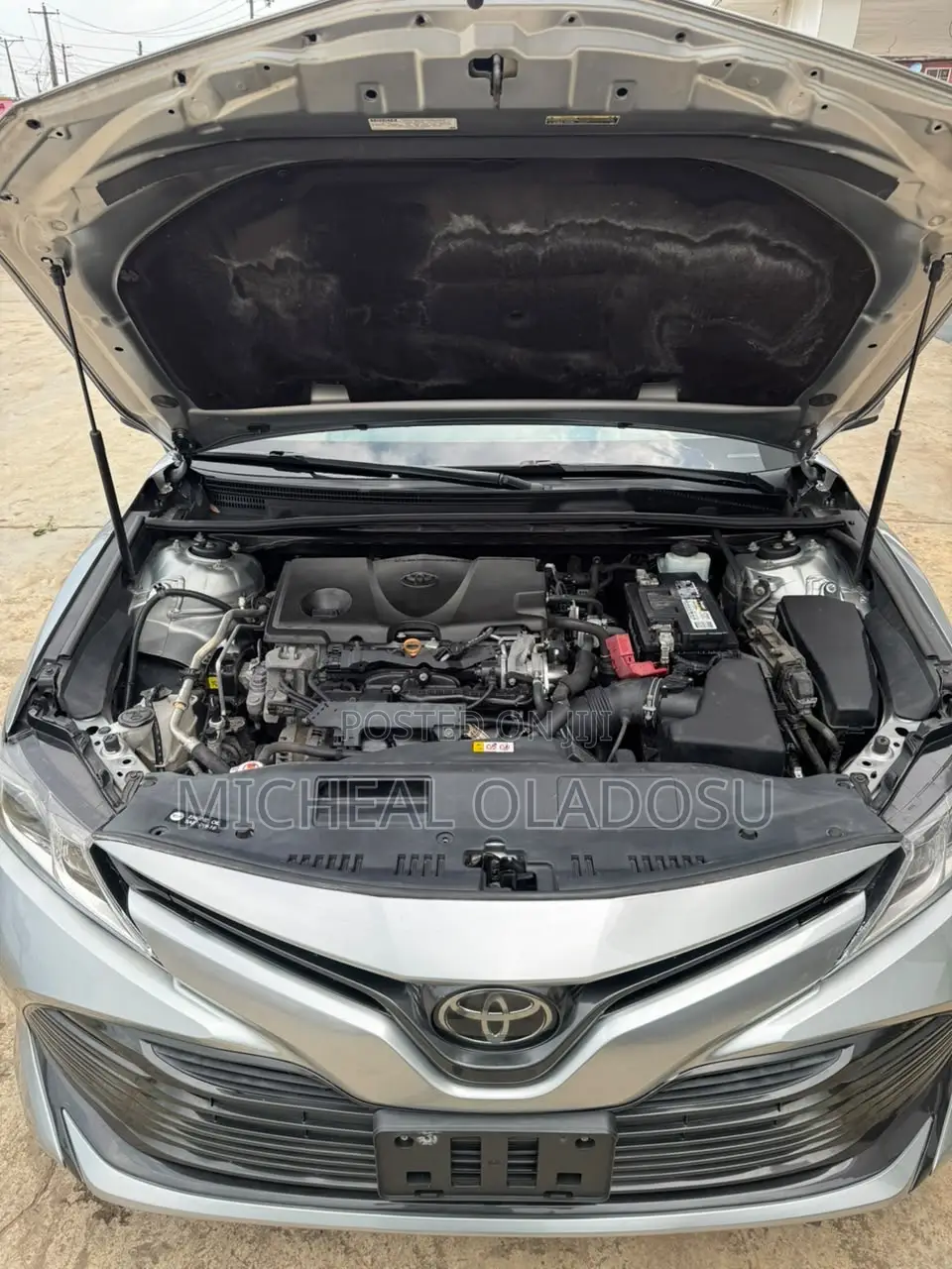 Toyota Camry LE (2.5L 4cyl 8A) 2019 Silver