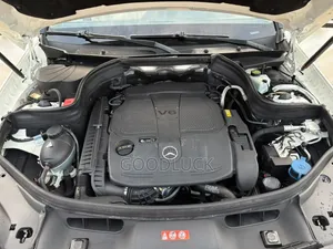 Mercedes-Benz GLK-Class 2011 Silver