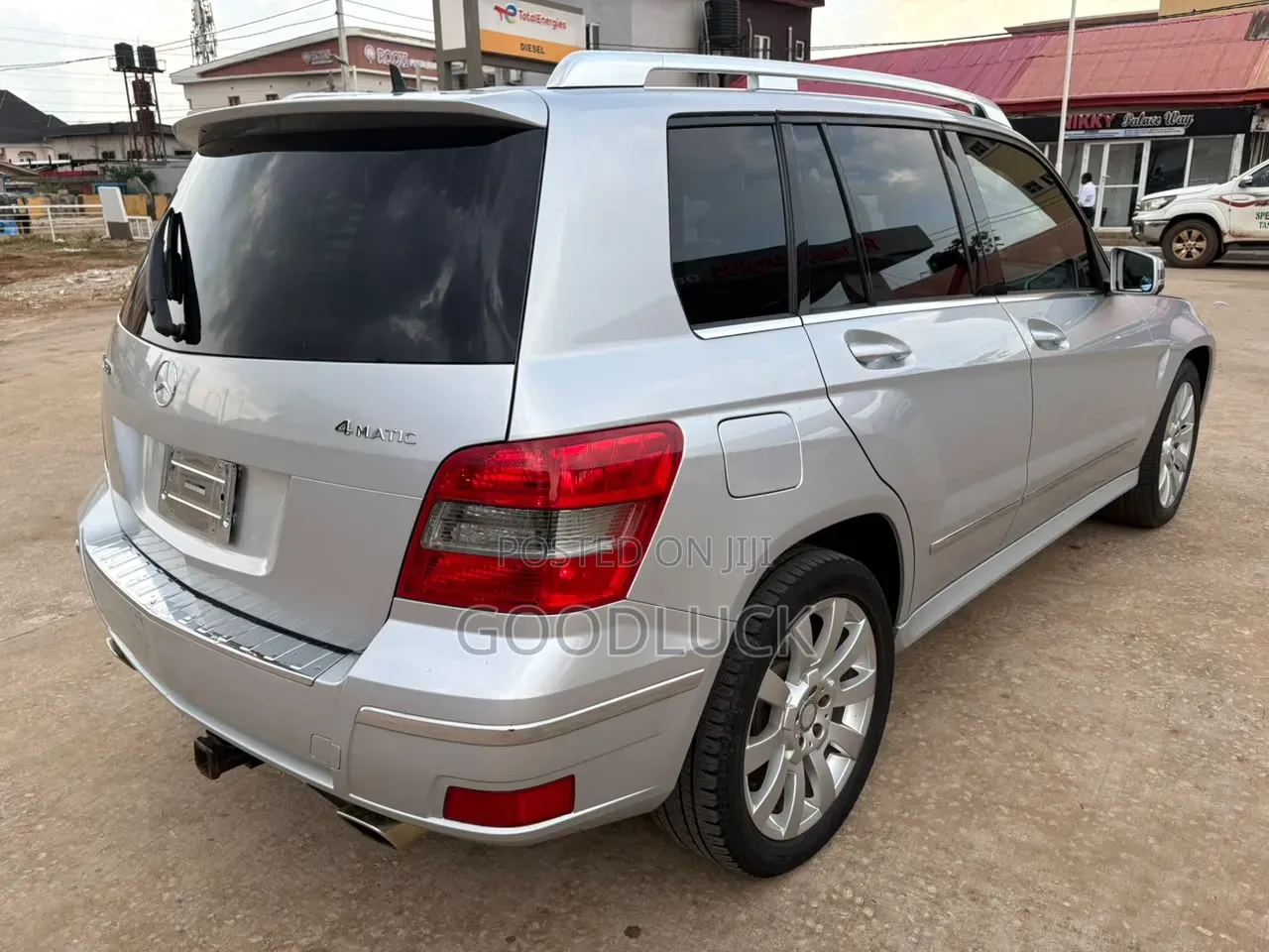 Mercedes-Benz GLK-Class 2011 Silver
