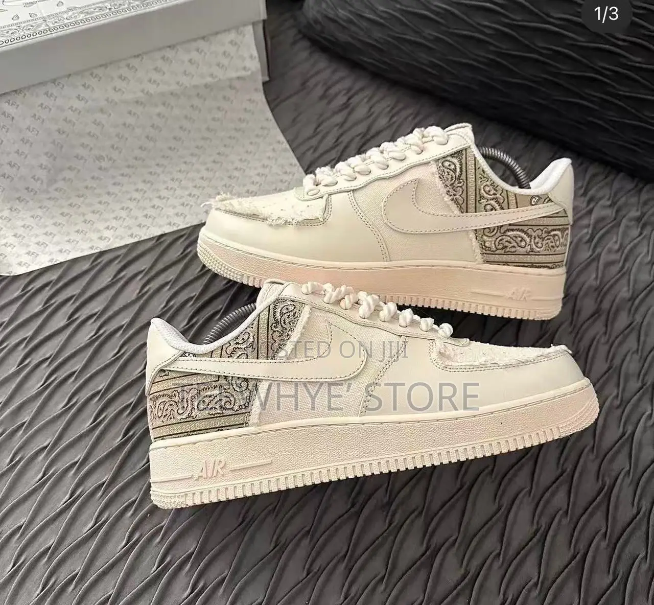 Nike Air Force Sneaker