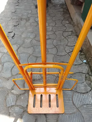 Hand Flat Truck