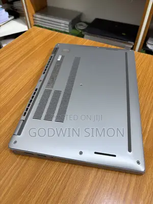 Laptop Dell Latitude 5330 16GB Intel Core i5 SSD 256GB