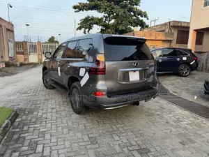 Lexus GX 460 Premium 2011 Gray
