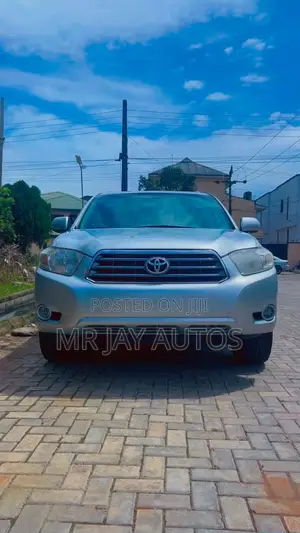 Toyota Highlander 2010 Silver