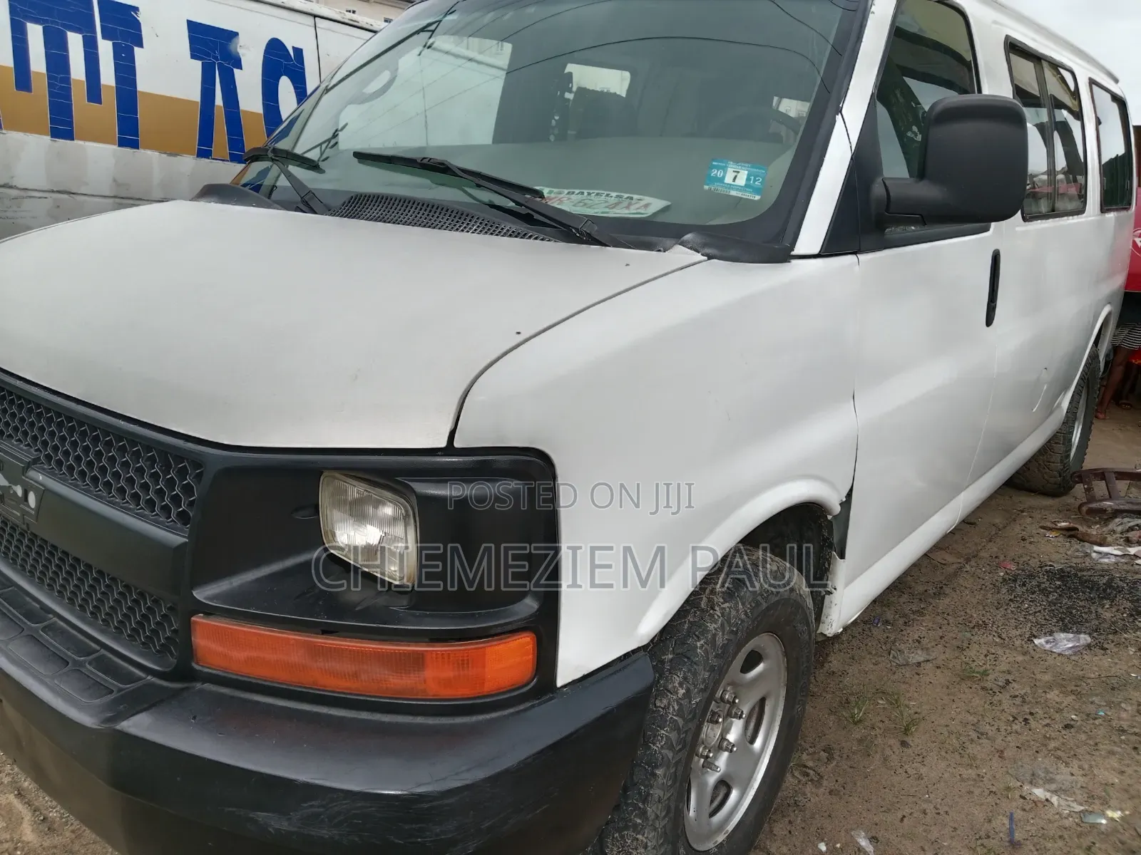 Chevrolet Shcool Bus 2011 White