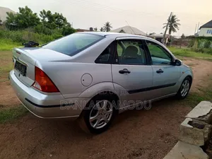 Ford Focus 2005 Gray