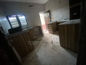 4bdrm Duplex in Lakowe for rent