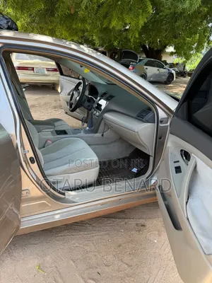 Toyota Camry 2008 Gold