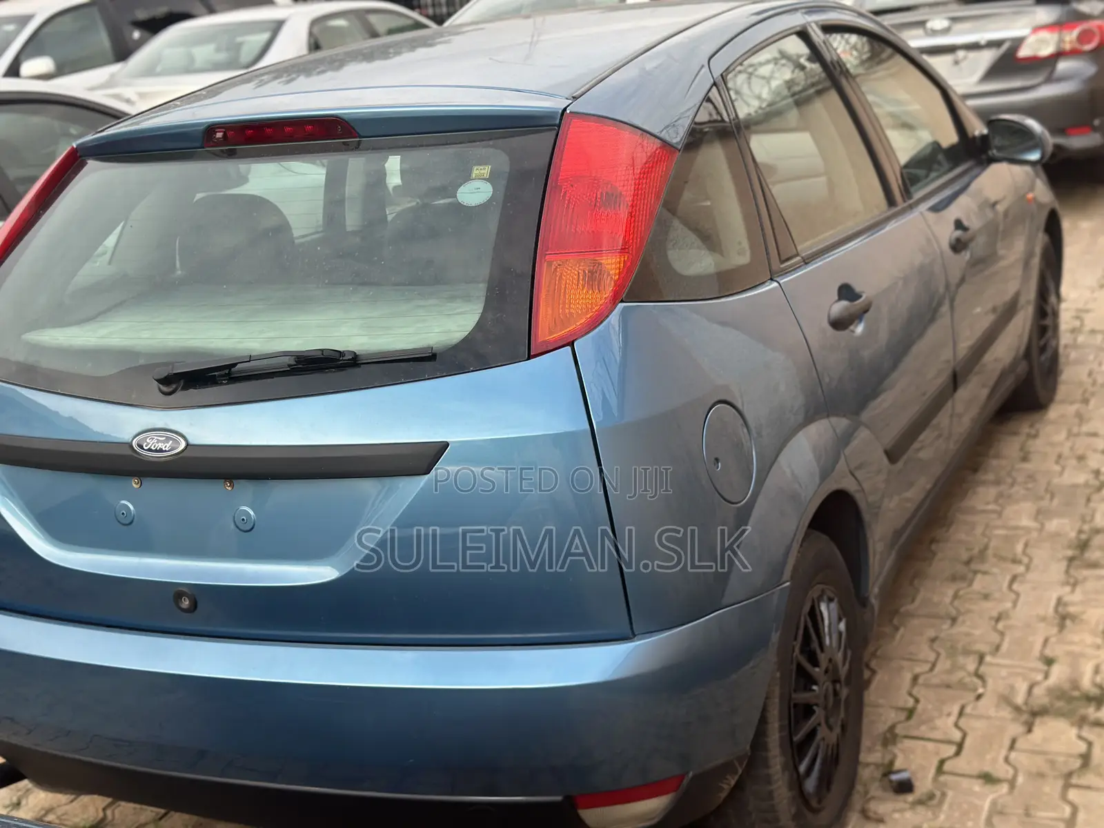 Ford Focus 2000 Blue