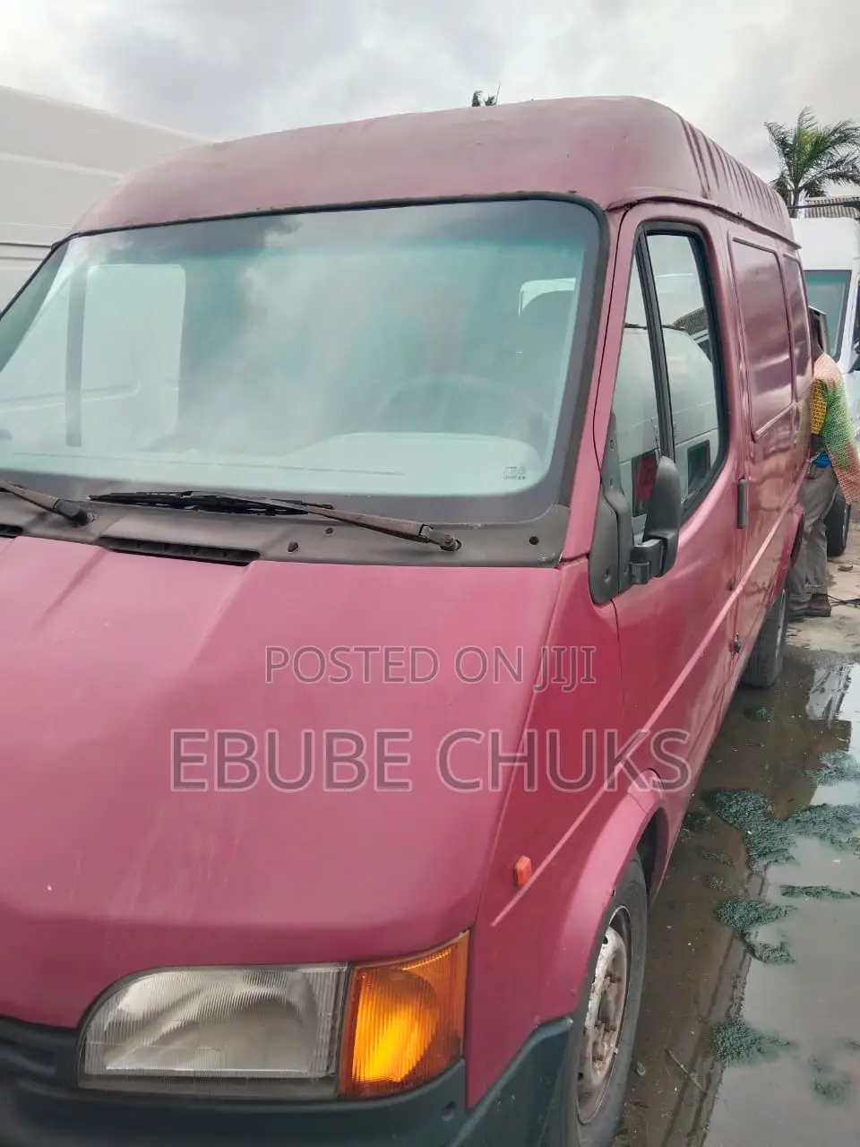 Ford Transit 1999 Red