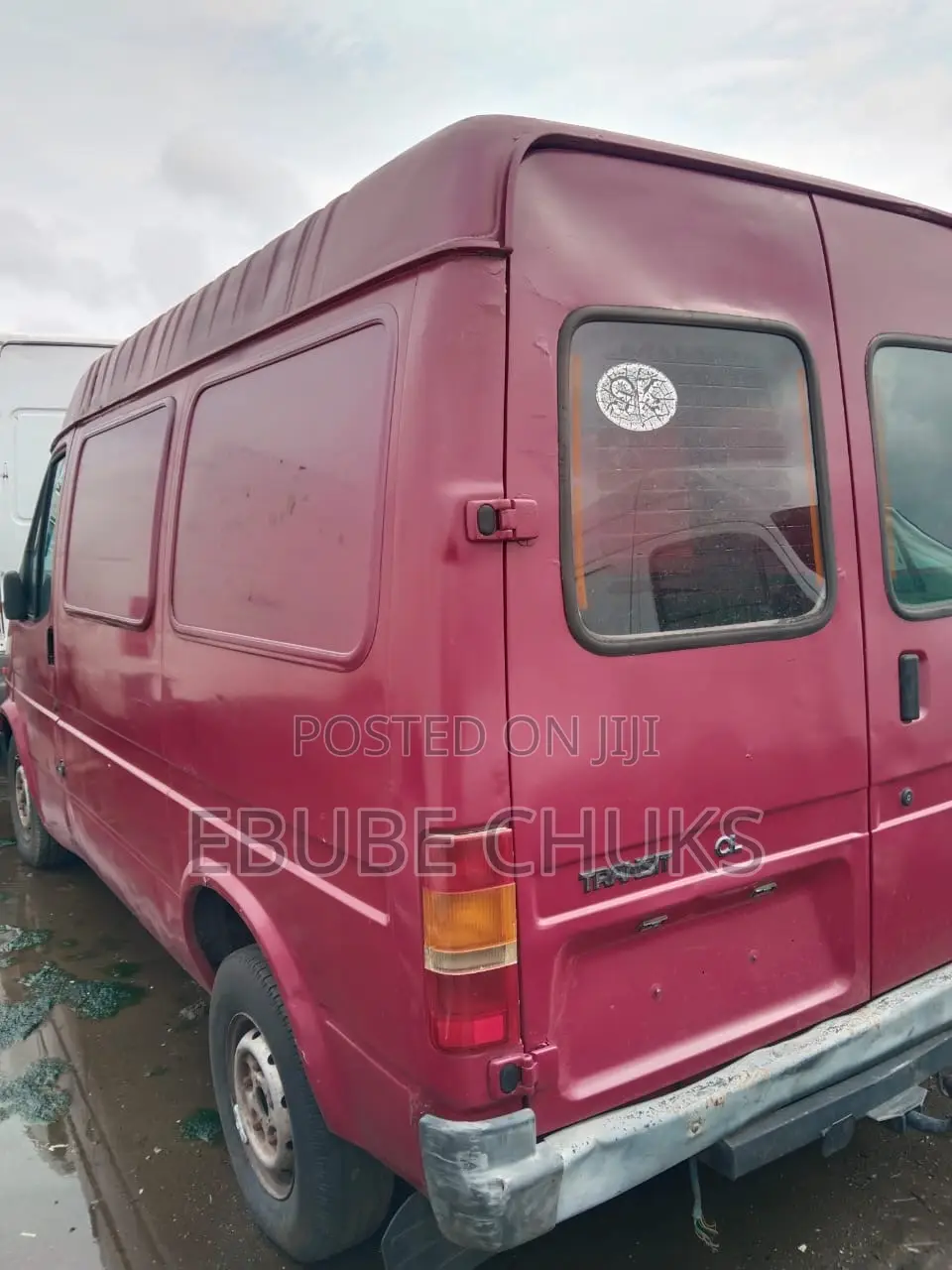 Ford Transit 1999 Red