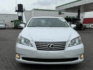 Lexus ES 350 2011 White