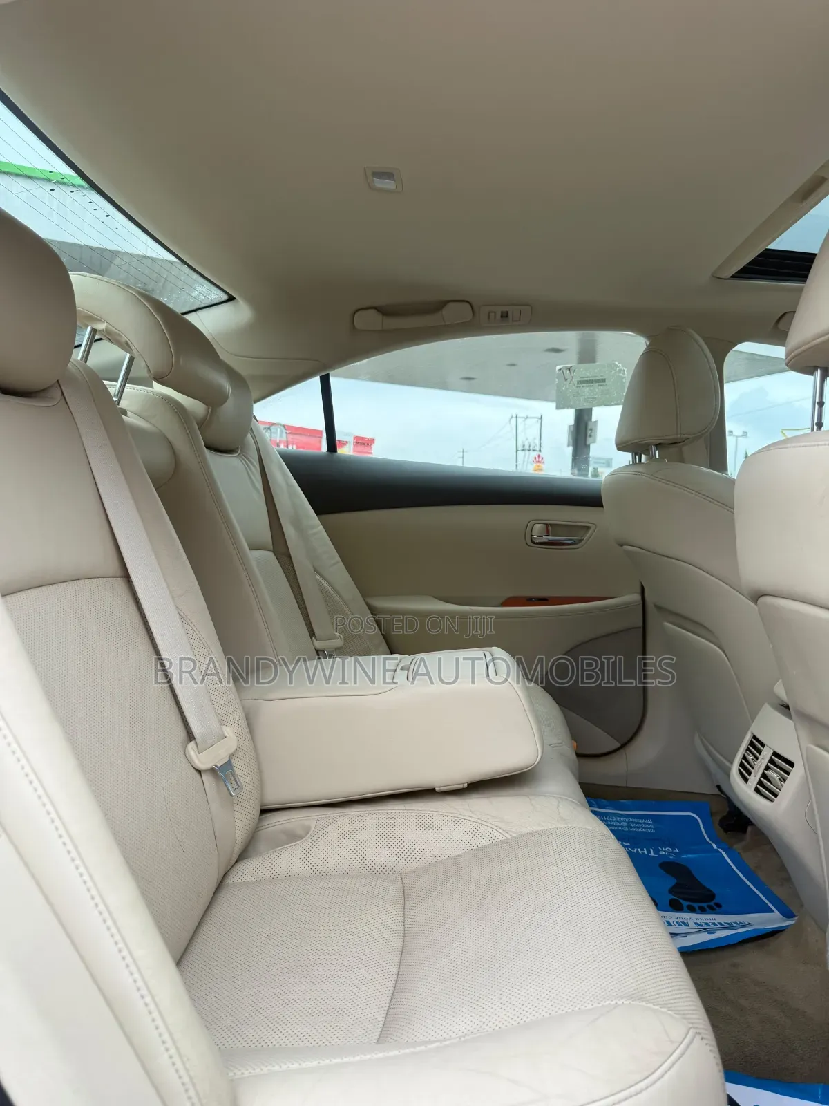 Lexus ES 350 2011 White