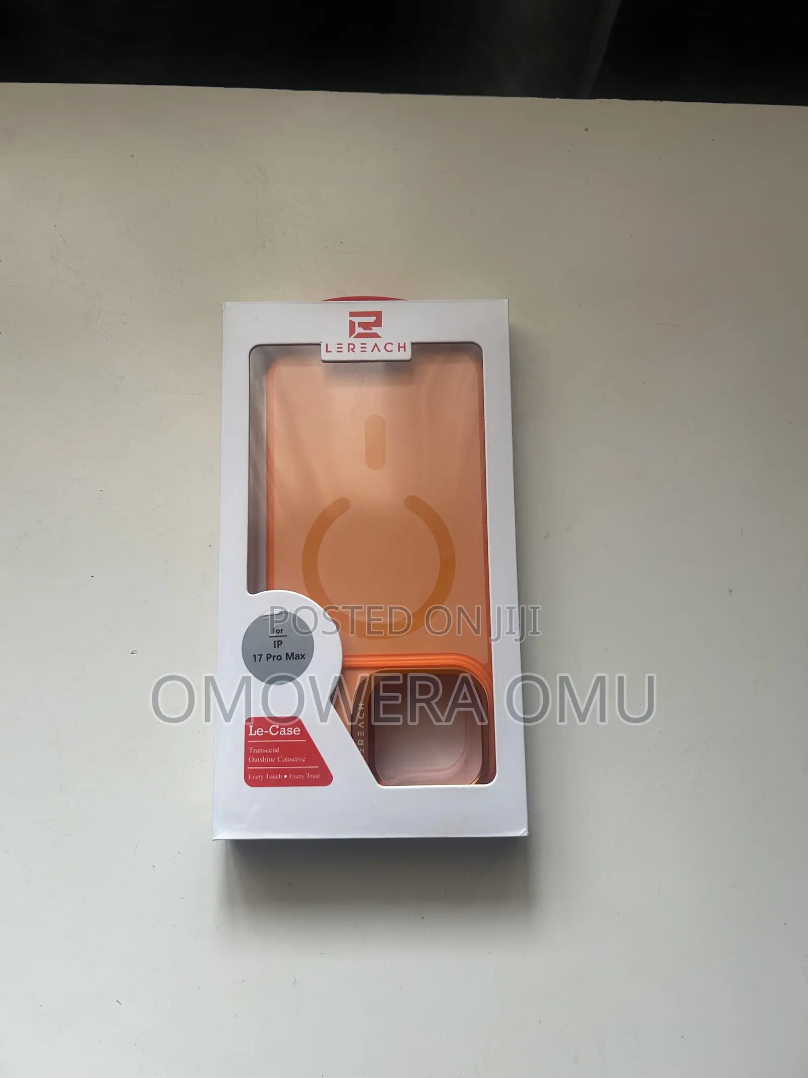 Apple iPhone 17 Air/Pro/Pro Max Case With Stand