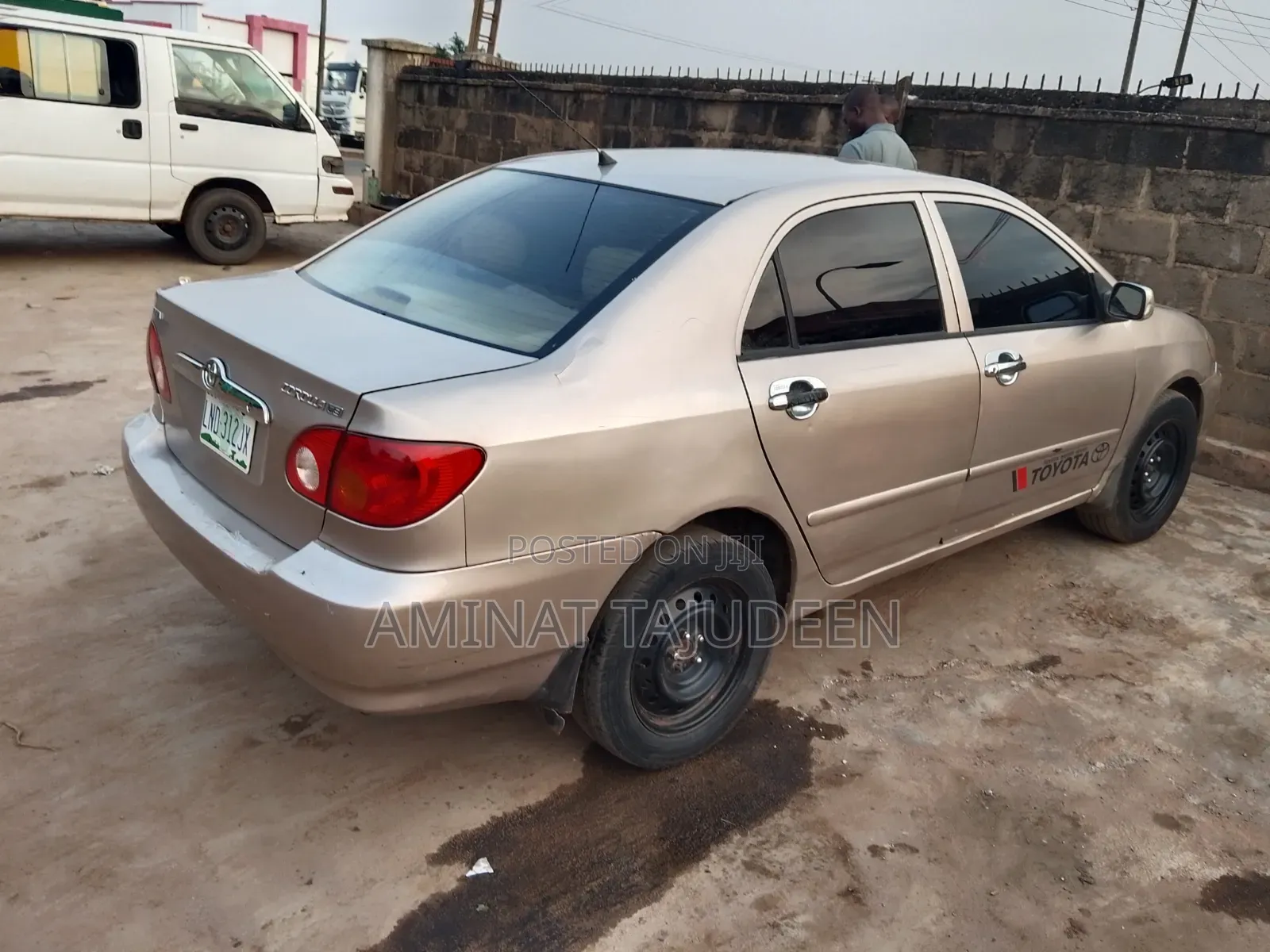 Toyota Corolla 2004 Gold