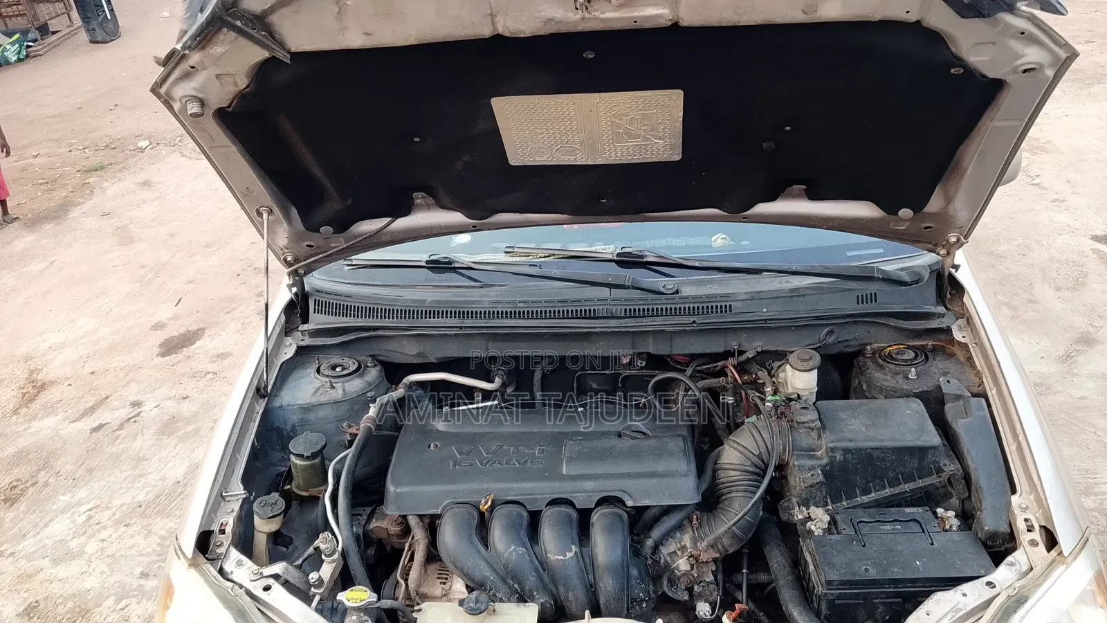 Toyota Corolla 2004 Gold