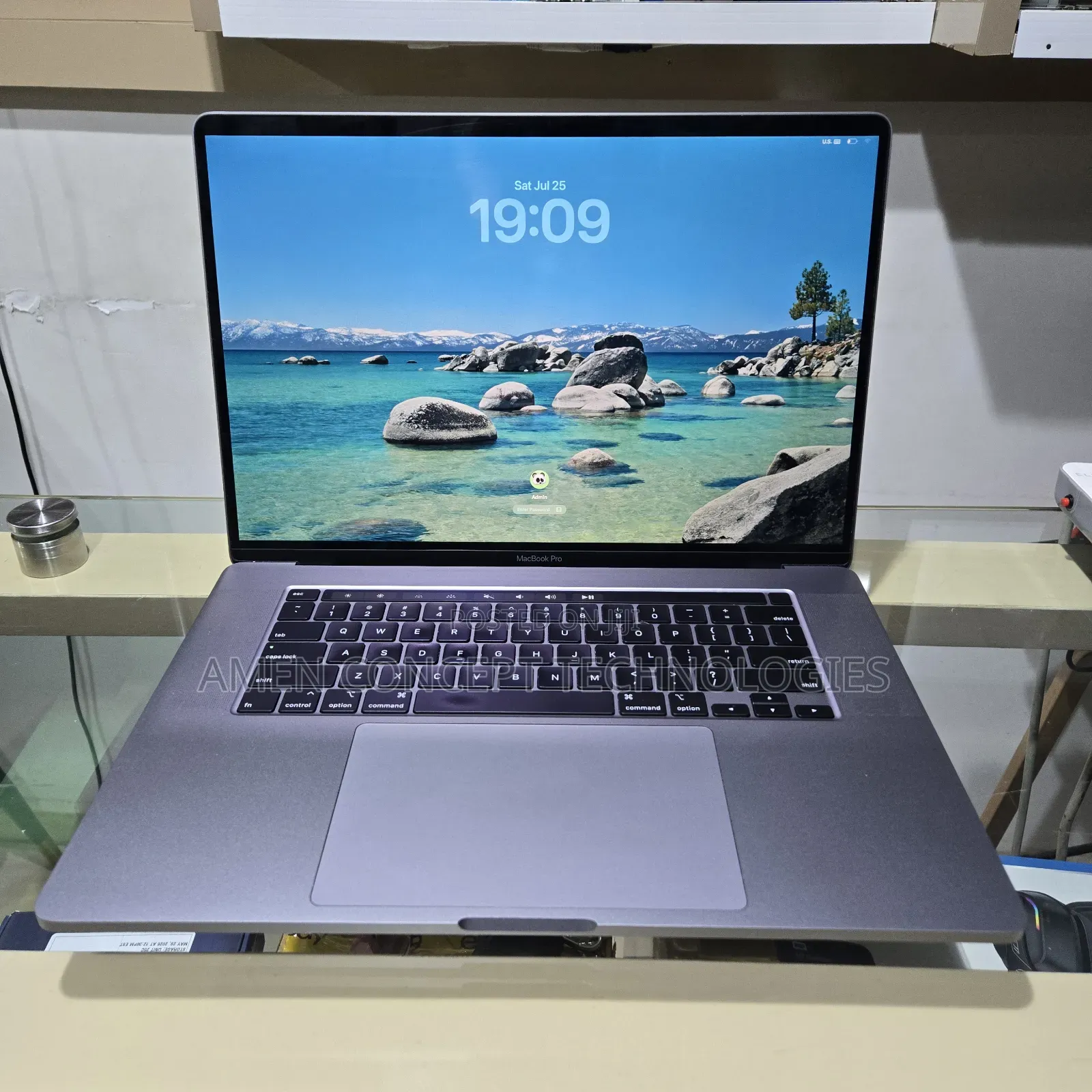 Laptop Apple MacBook Pro 2019 32GB Intel Core i9 SSD 512GB