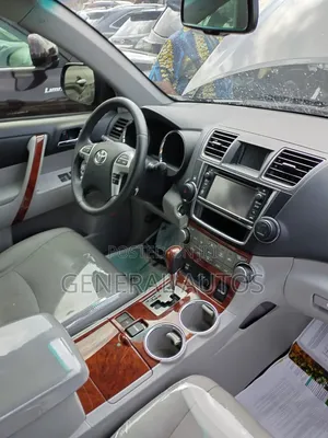 Toyota Highlander 2013 Black