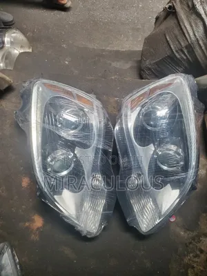 Headlight GMC Arcadia 2008,2010,2012 Model Set