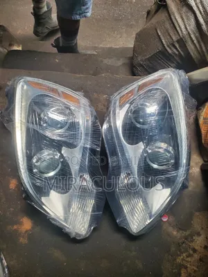 Headlight GMC Arcadia 2008,2010,2012 Model Set