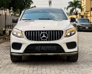 Mercedes-Benz GLE-Class 2018 White