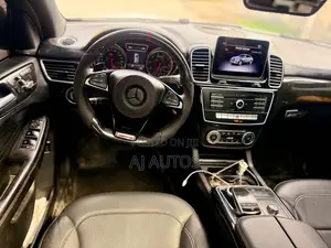 Mercedes-Benz GLE-Class 2018 White