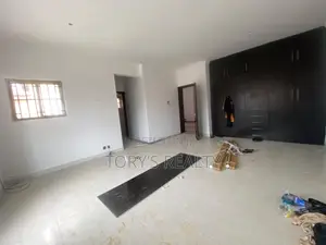 Mini Flat in Lekki Expressway for rent