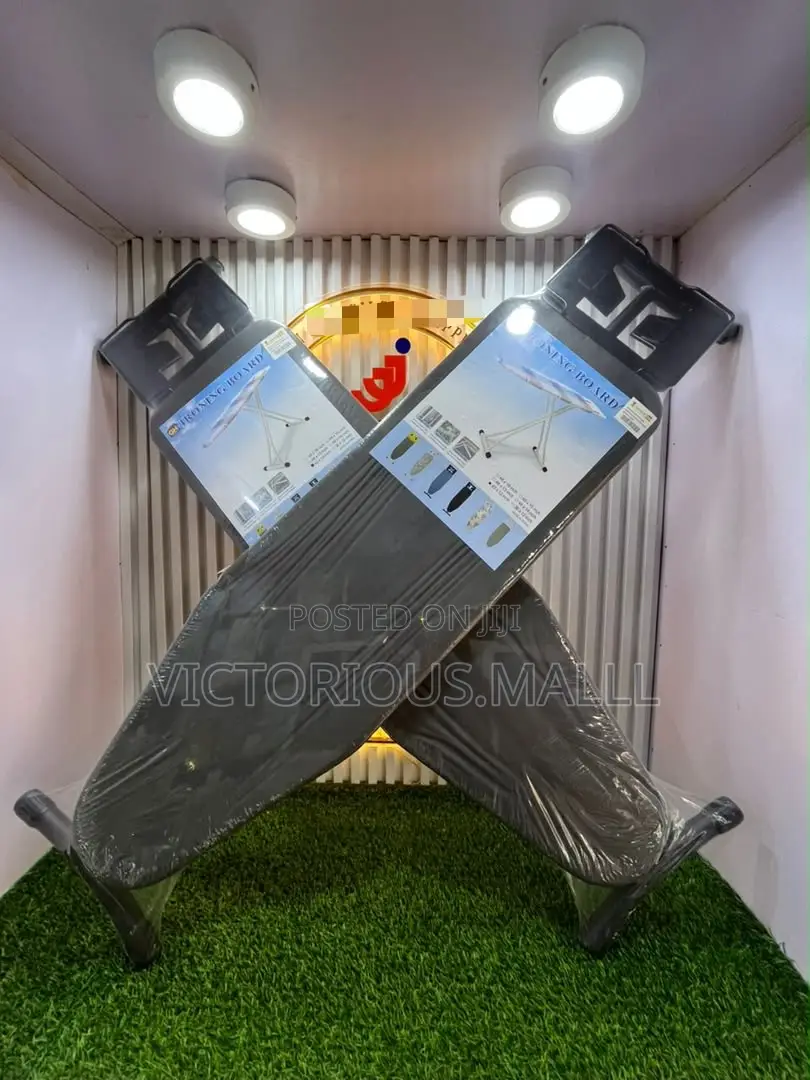 43cmFoldable, Adjustable Heavy-Duty Black Ironing Board With Iron Rest