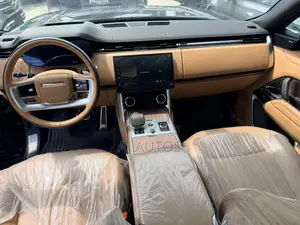 Land Rover Range Rover Vogue 2022 Black