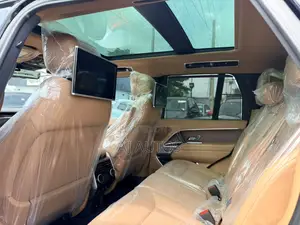 Land Rover Range Rover Vogue 2022 Black