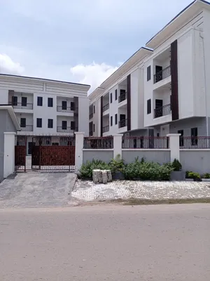 4bdrm Duplex in Utako for sale