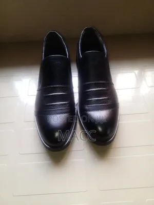 Black Corporate Captoe Shoe