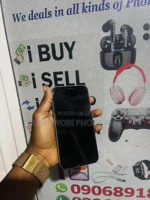 Apple iPhone 11 64 GB Purple