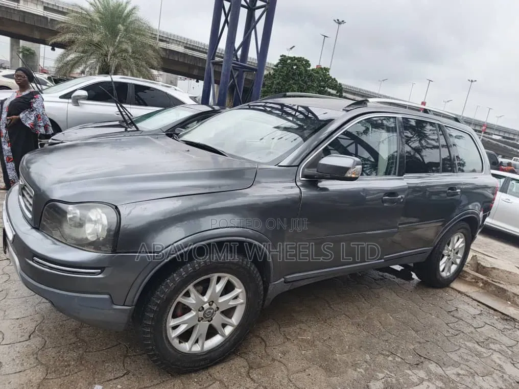 Volvo XC90 2008 Gray
