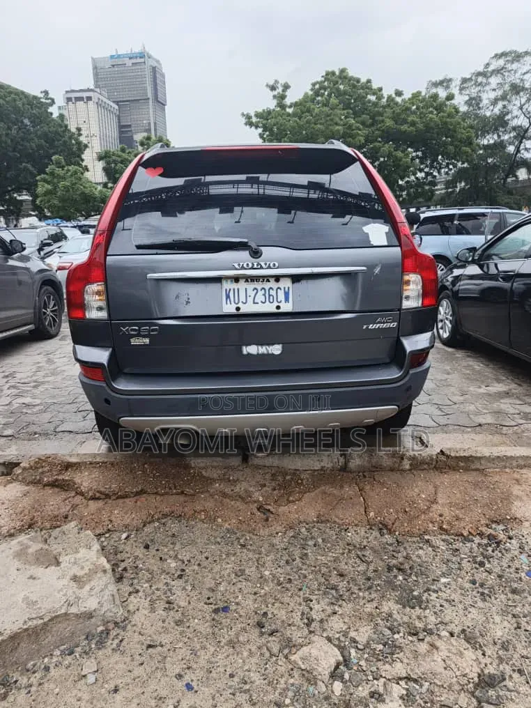 Volvo XC90 2008 Gray