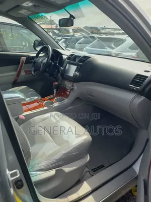 Toyota Highlander 2009 Silver