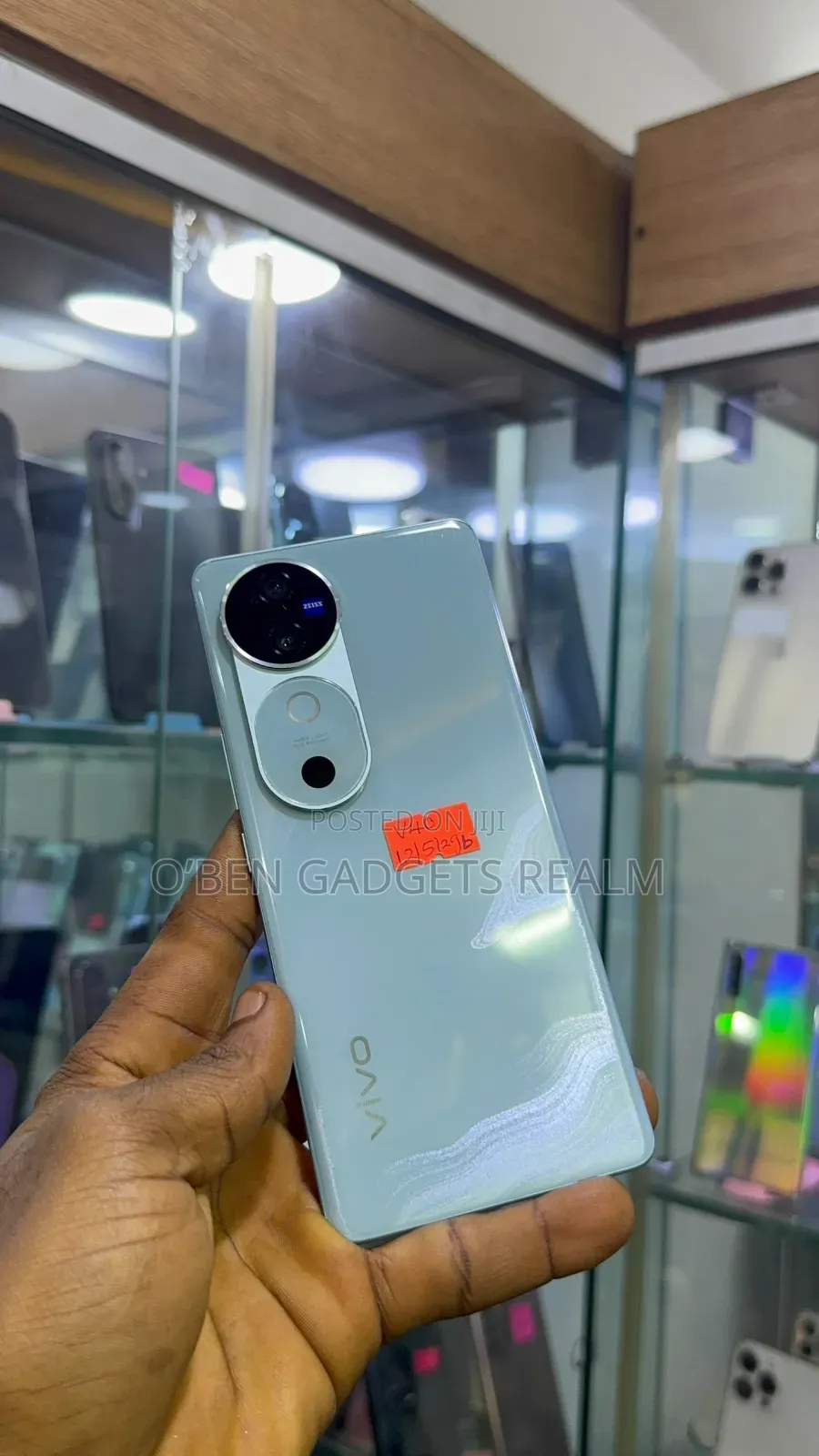 Vivo V40 512 GB
